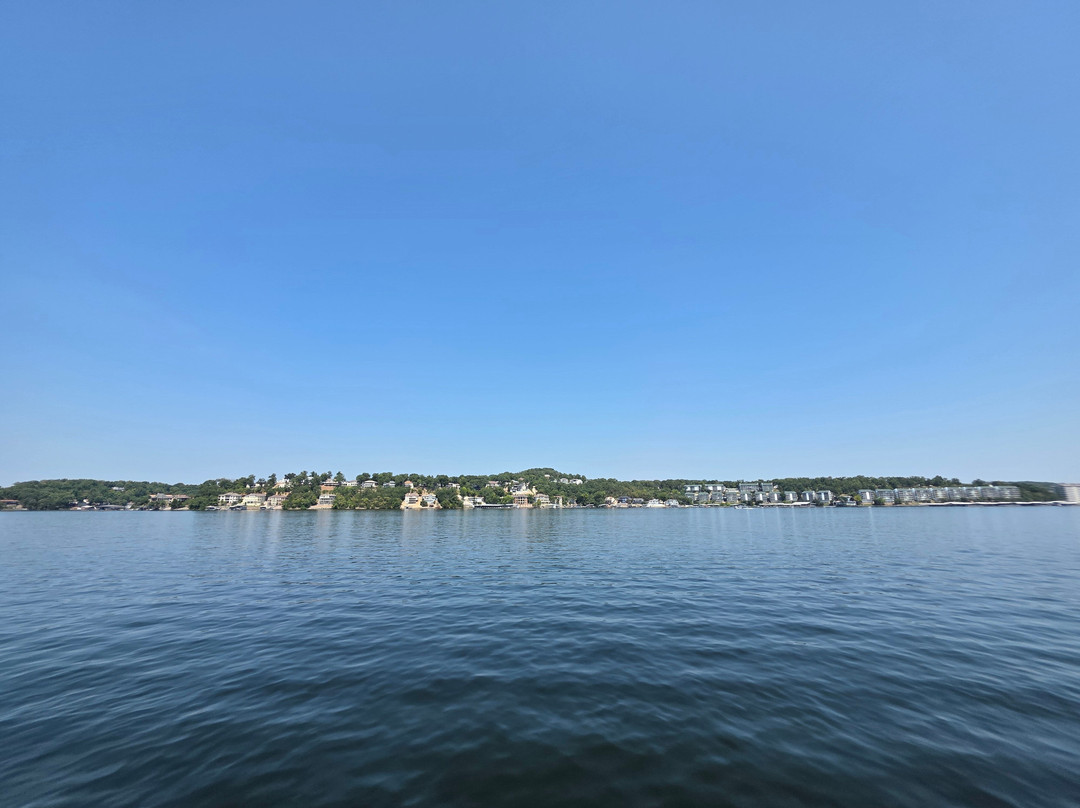Celebration Cruises-Lake Ozark必去景点