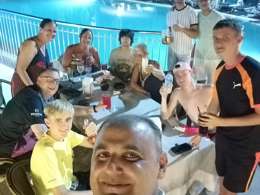 Club Sun Village Apartments主图