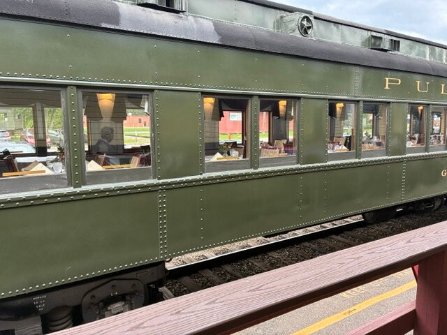 Essex Steam Train & Riverboat-Essex必去景点