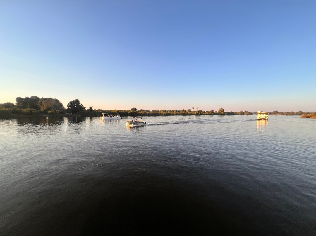 VICTORIA FALLS Zambezi River-维多利亚瀑布必去景点
