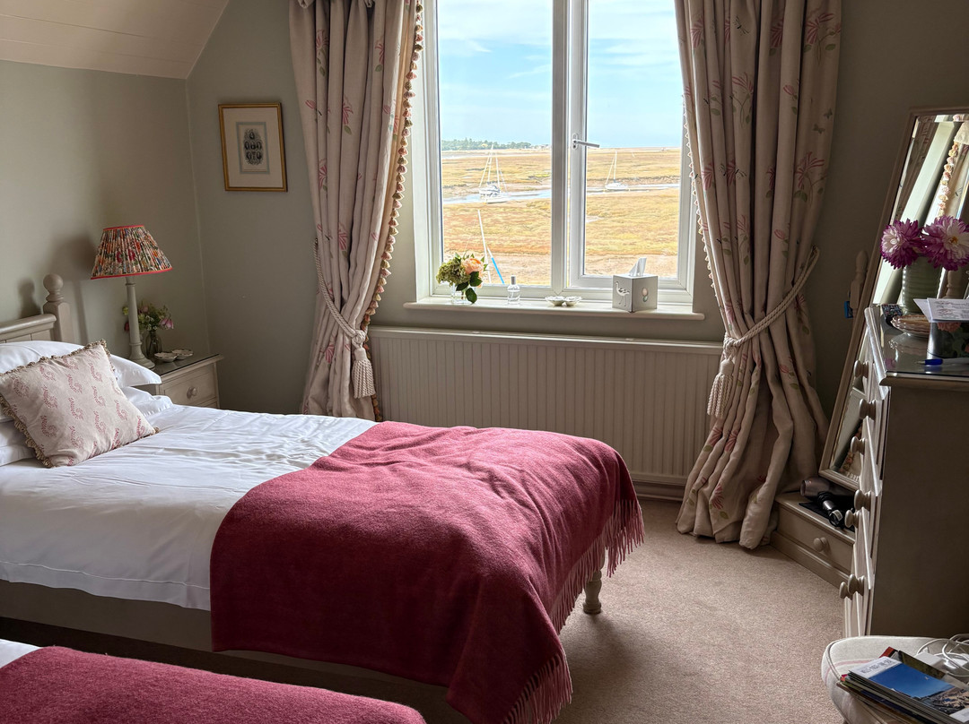 Wells Waterfront Bed & Breakfast主图