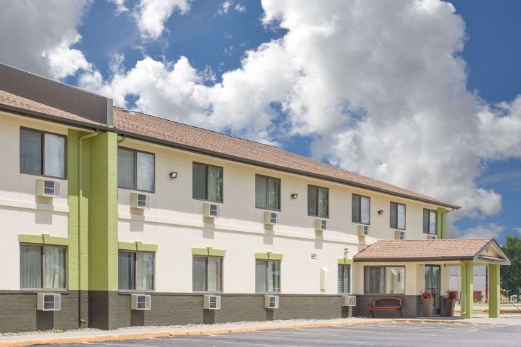 Baymont by Wyndham Ames-官方