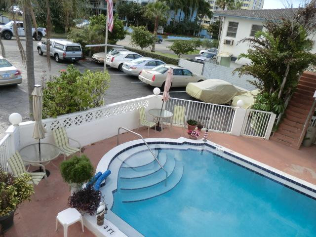 迪尔菲尔德比奇酒店住宿-Ashley Brooke Motel