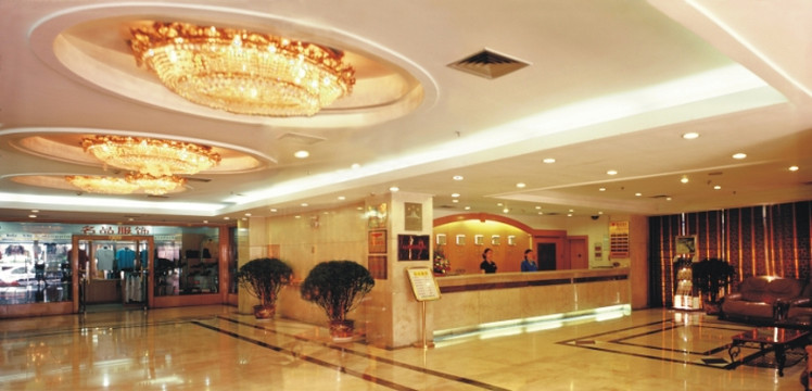 香山大酒店主图