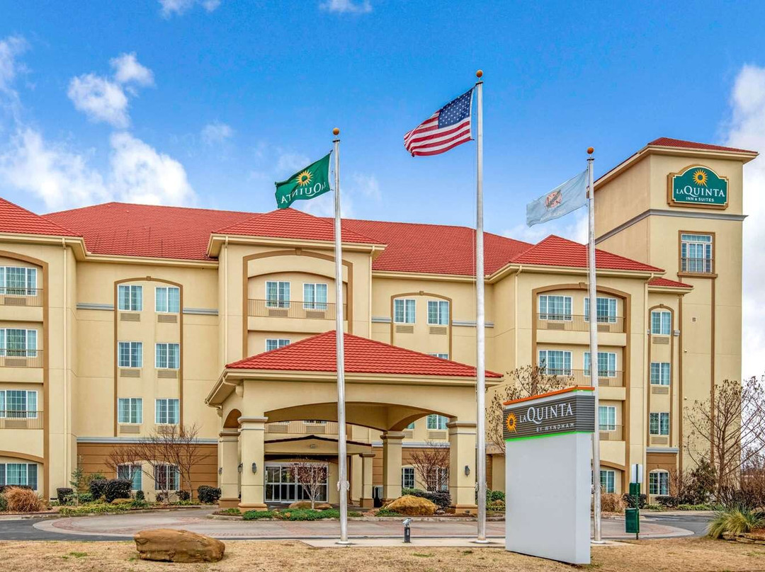 Holiday Inn Express & Suites Ardmore By IHG主图
