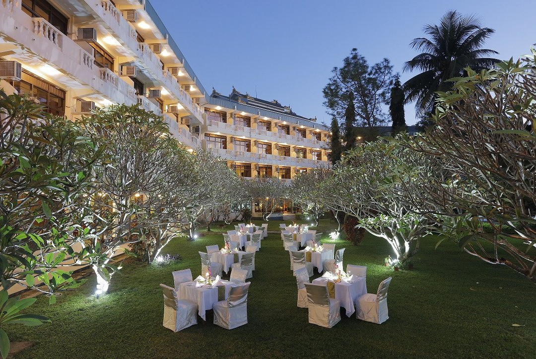 Amazing Kyaing Tong Resort