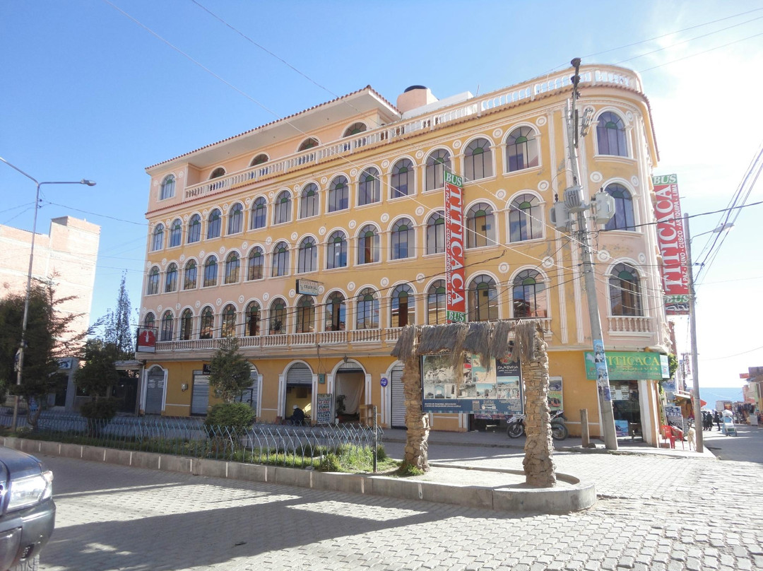 Hostal Colonial del Lago