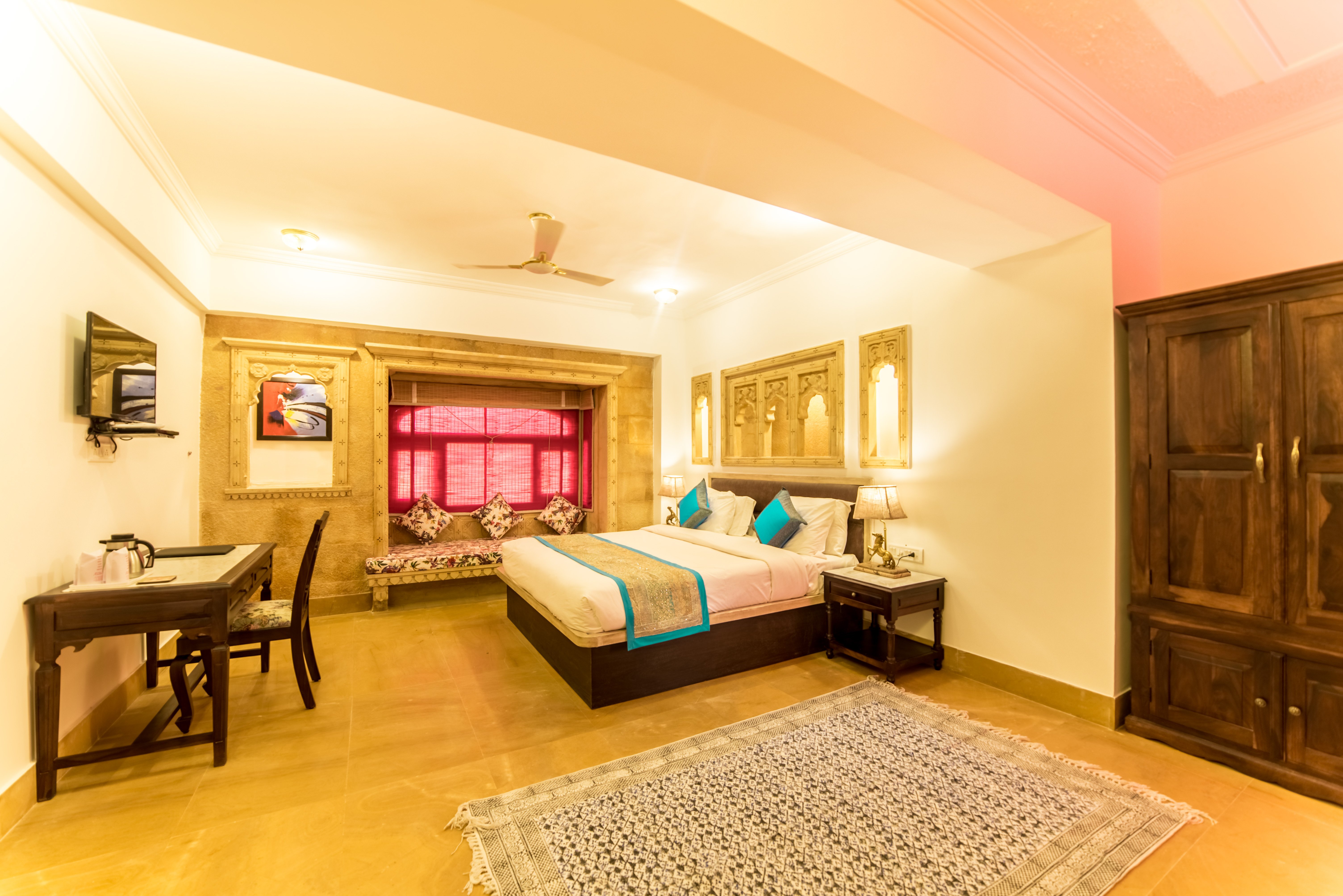 Hotel Radhika-官方