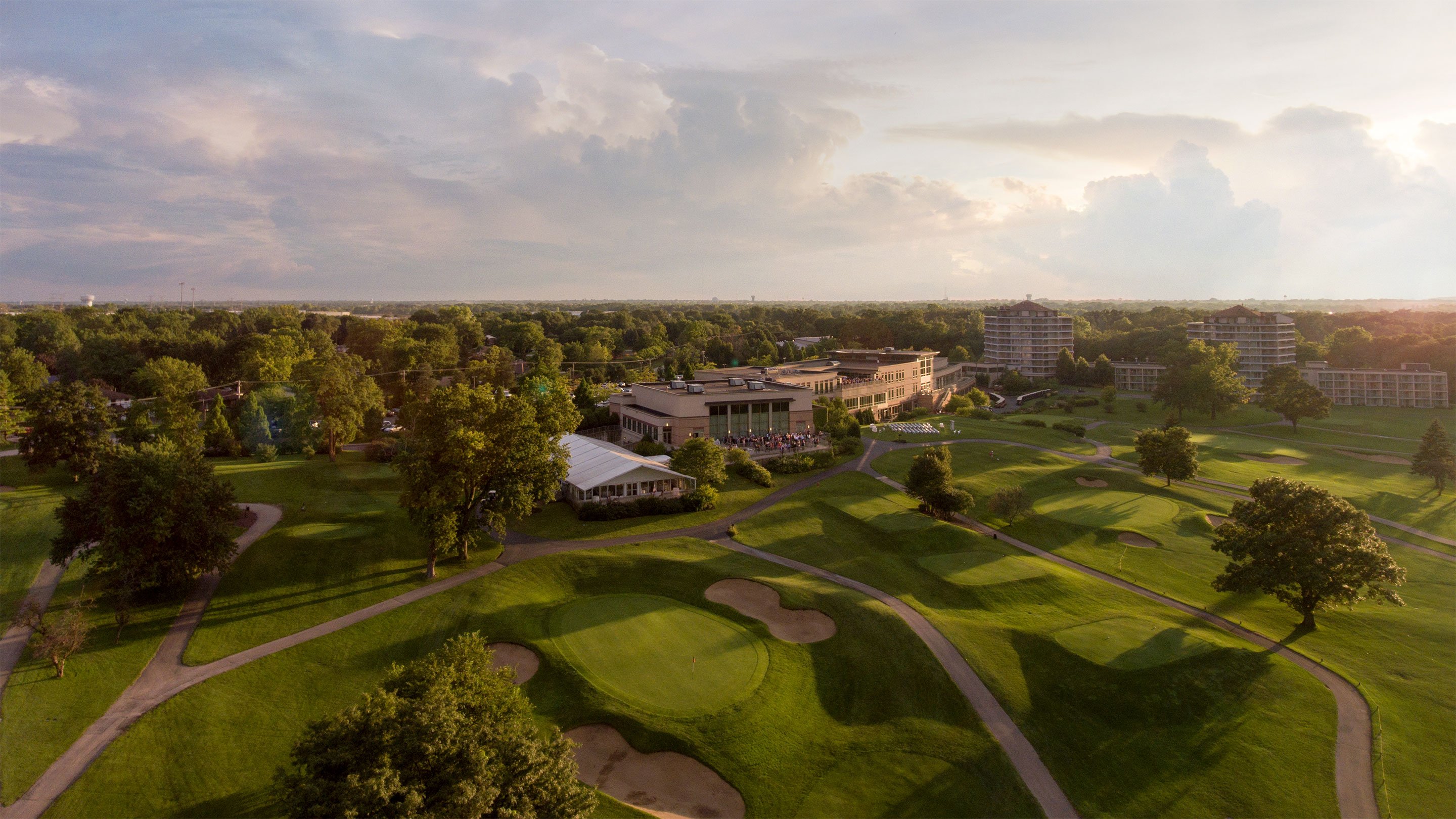 Eaglewood Resort & Spa-官方