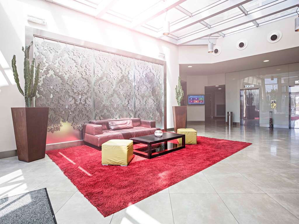 诺富特萨雷诺伊斯特雷其酒店主图