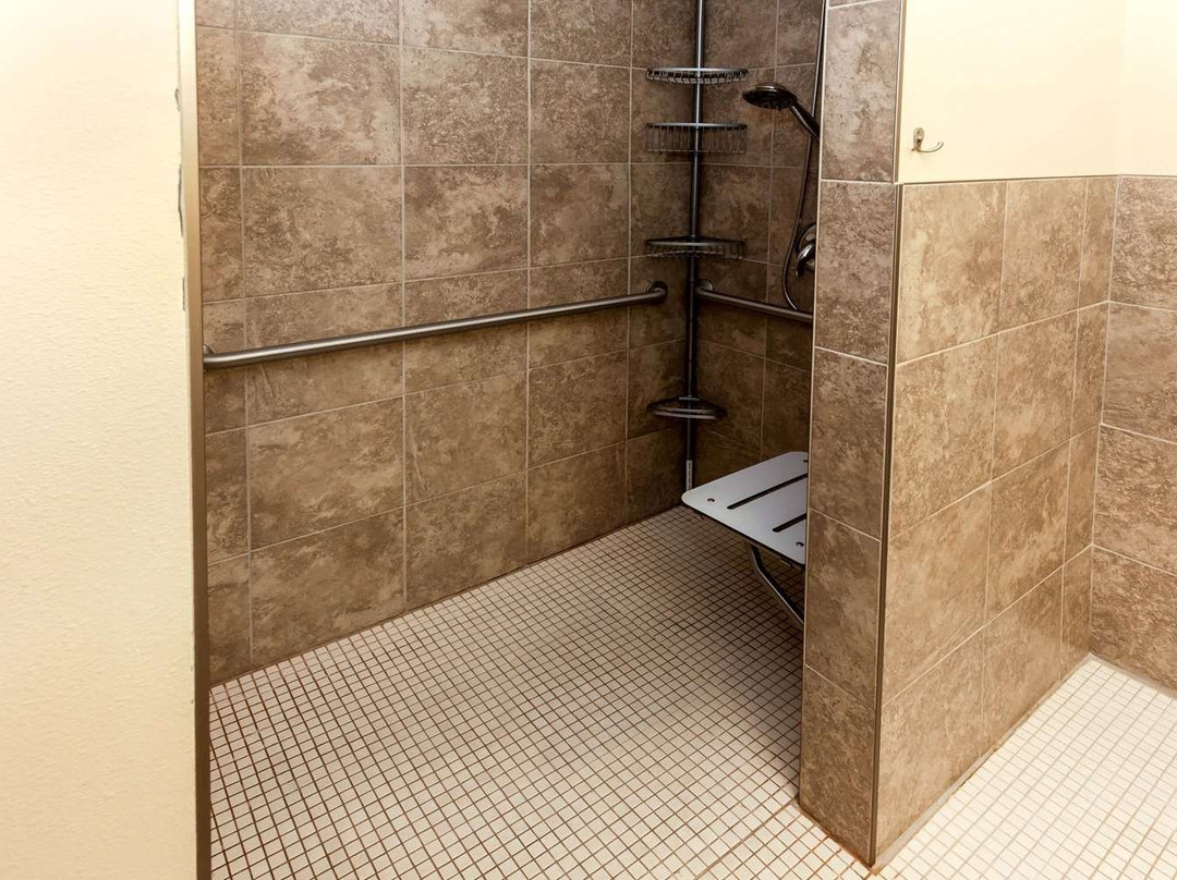 La Quinta Inn & Suites by Wyndham Milwaukee SW New Berlin主图