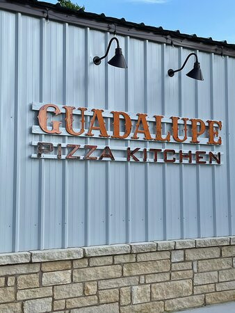 Guadalupe Brewing Company & Pizza Kitchen景点图片