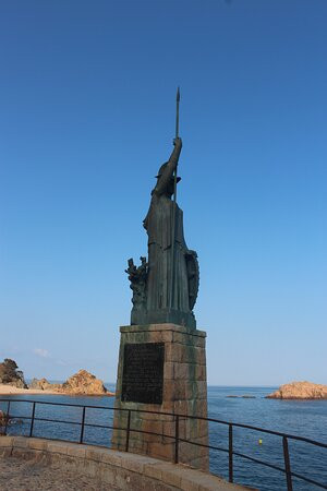 Estatua De Minerva景点图片