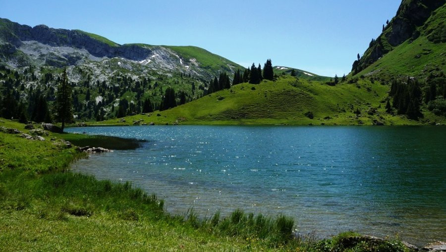 Meienberg - Lake Seeberg - Zweisimmen景点图片