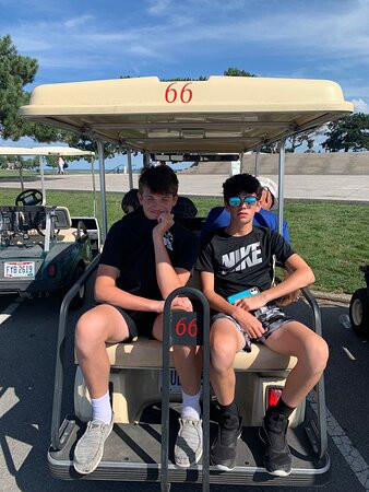 E's Put-in-Bay Golf Carts-Put in Bay必去景点