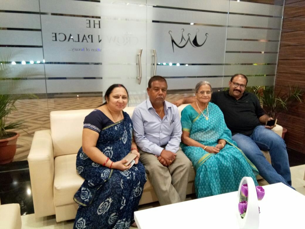 The Crown Palace Hotel-官方