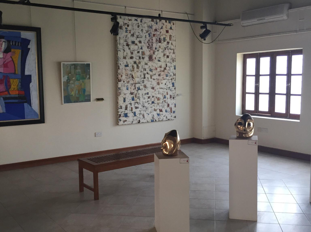 达斯曼旅游景点-Modern Art Museum of Kuwait