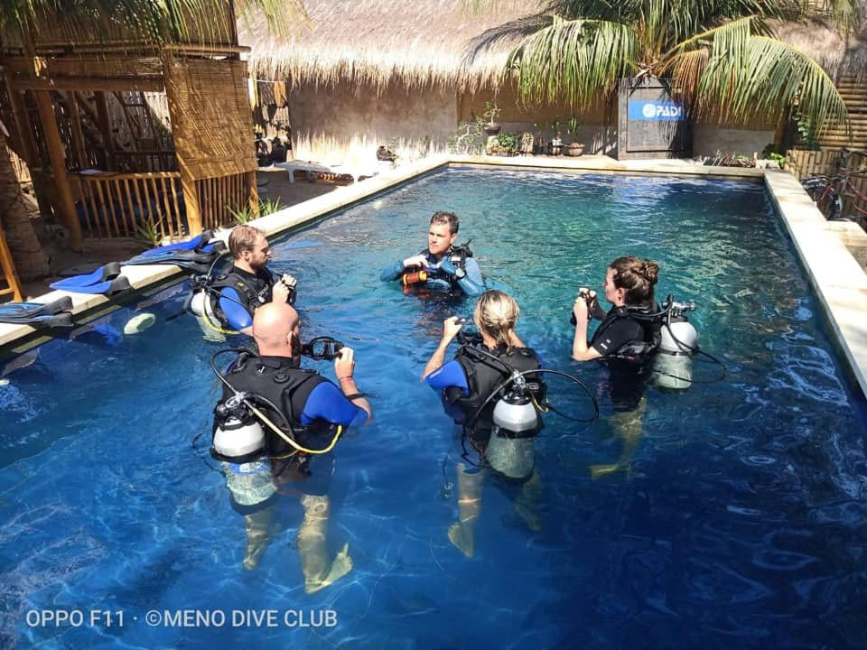 Meno Dive Club景点图片