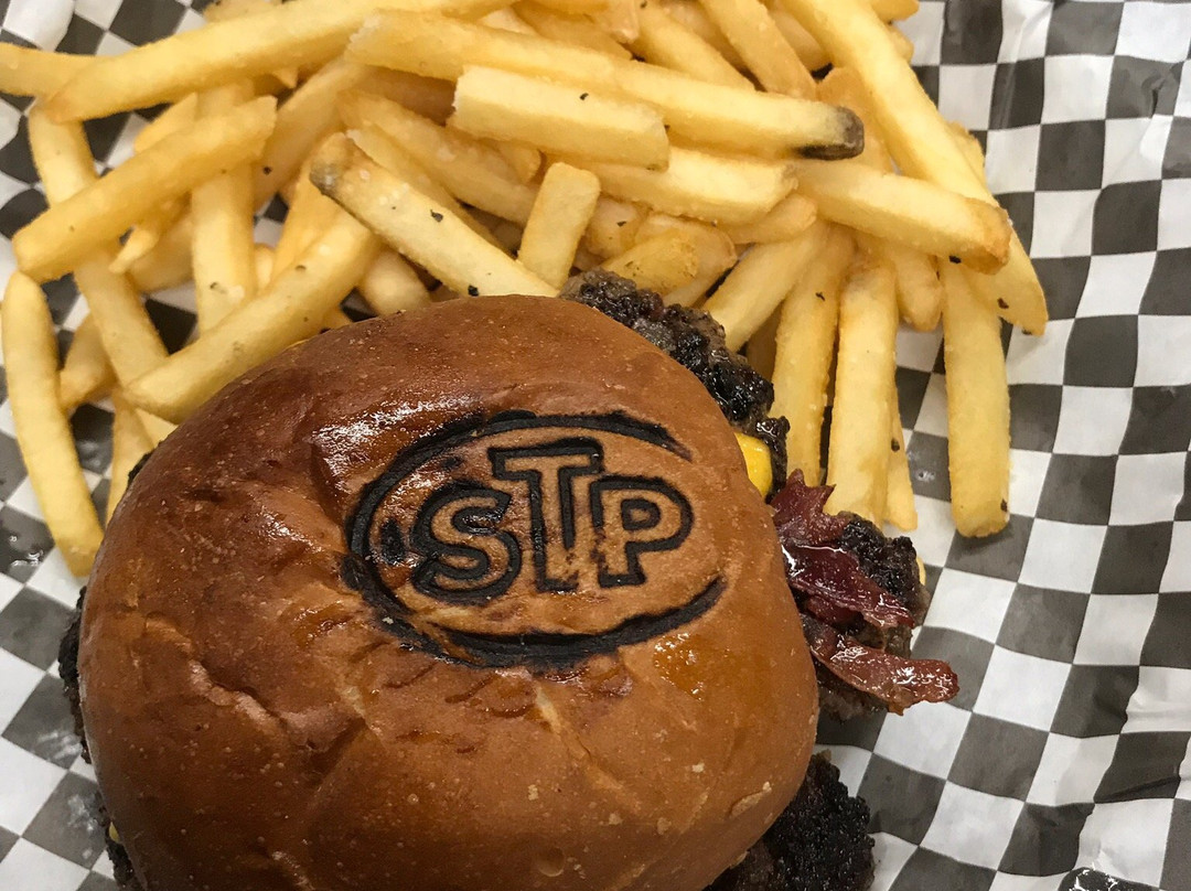 STP Bar-N-Grill