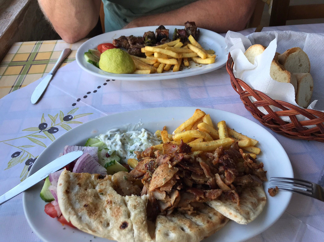 Dragotina餐馆和美食-Taverna Fantasia