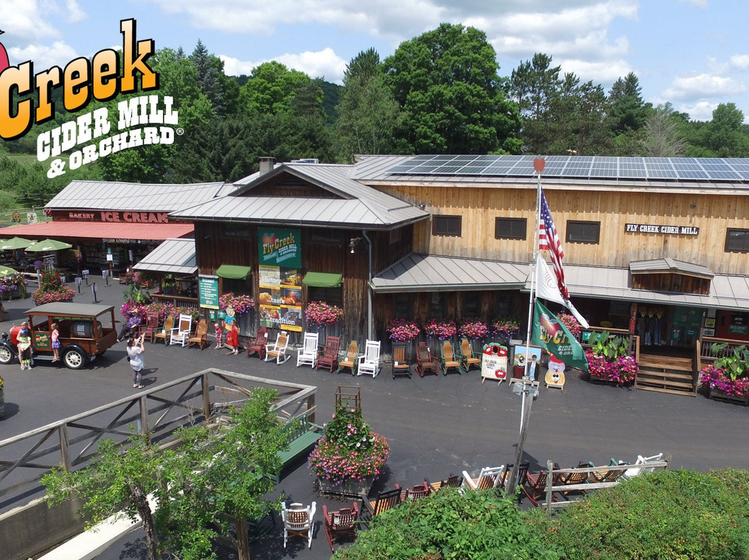 Fly Creek Cider Mill & Orchard景点图片