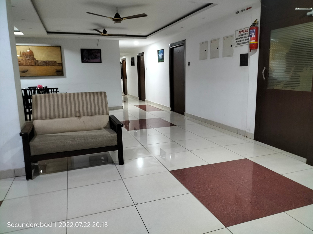 Capital O 63727 Mythri Hotel = Capital O 63727 米斯瑞酒店