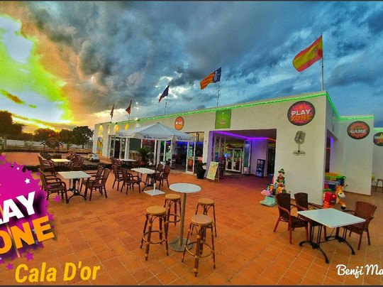 Calonge旅游景点-PlayZone Arcade