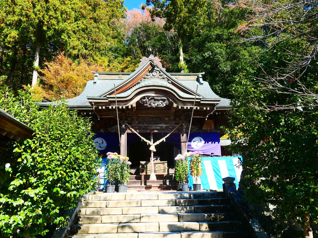 Junisyo Shrine景点图片