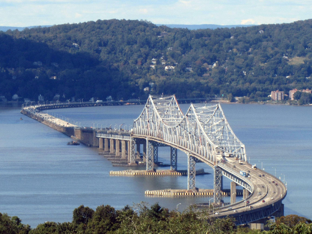 Governor Mario M. Cuomo Bridge景点图片