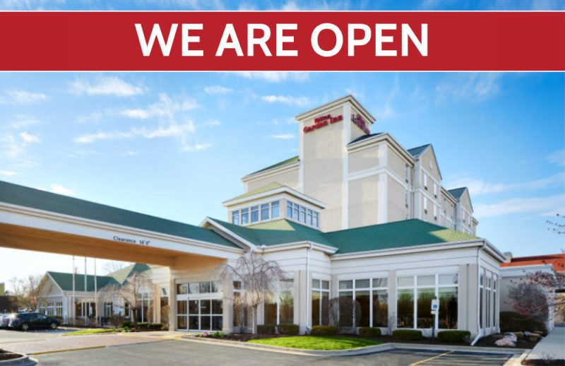 尚佩恩/厄巴纳希尔顿花园酒店主图