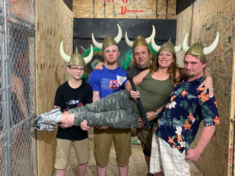 AxeHole Vegas-拉斯维加斯必去景点