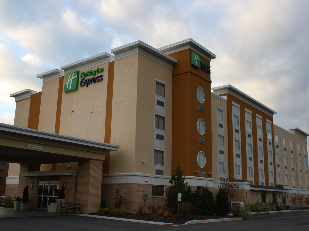 Holiday Inn Express Toledo North By IHG主图