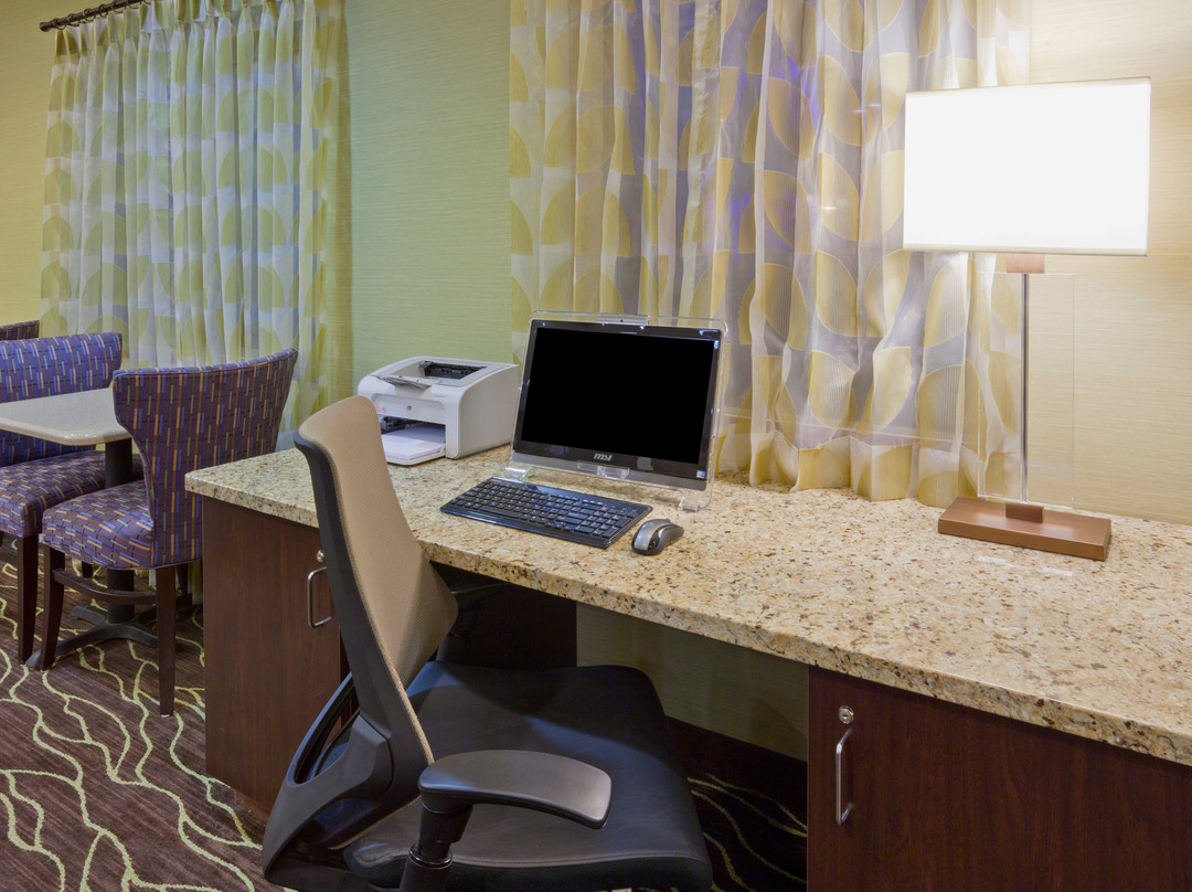 圣保罗 - 伍德伯里智选假日套房酒店主图