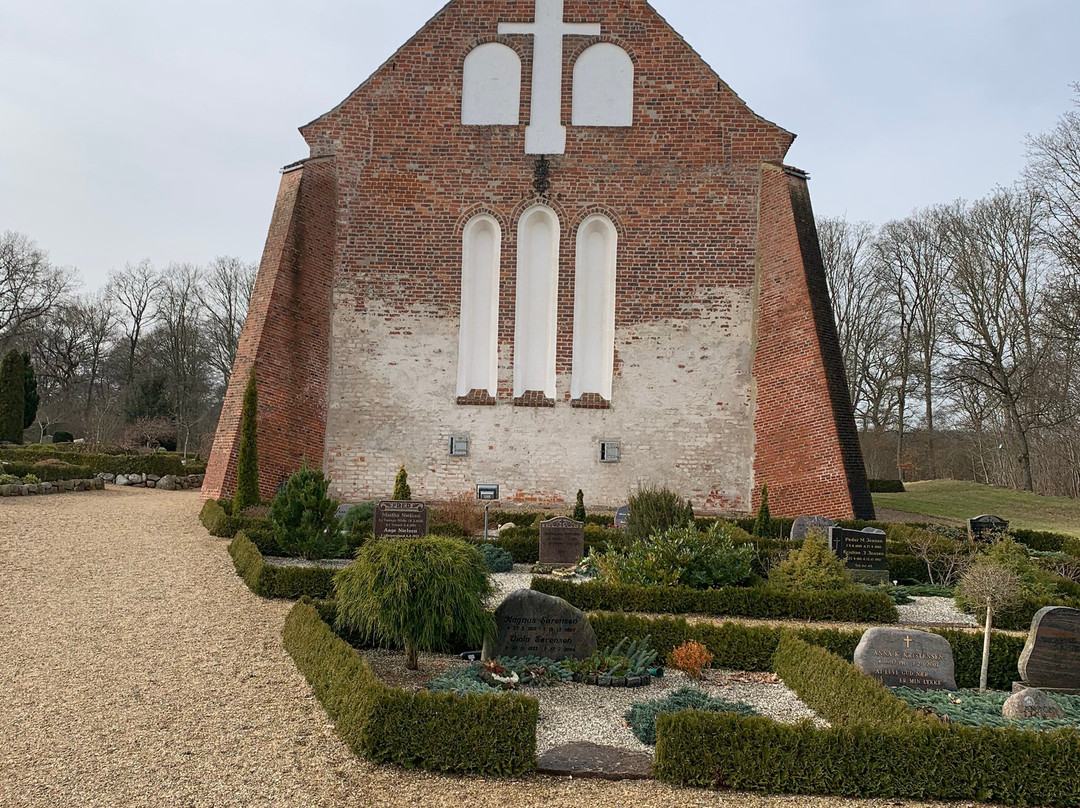Tvilum Church景点图片