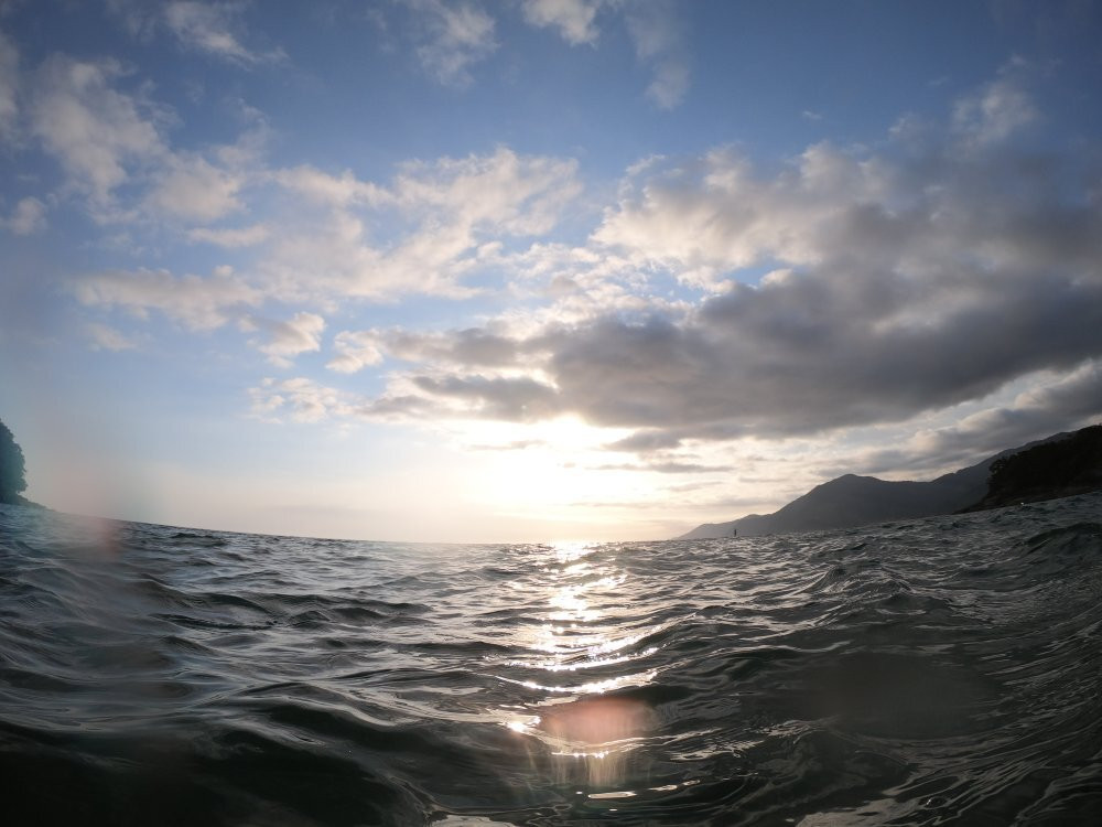 Pauba Beach景点图片