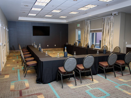 Residence Inn by Marriott Cleveland Avon at The Emerald Event Center主图