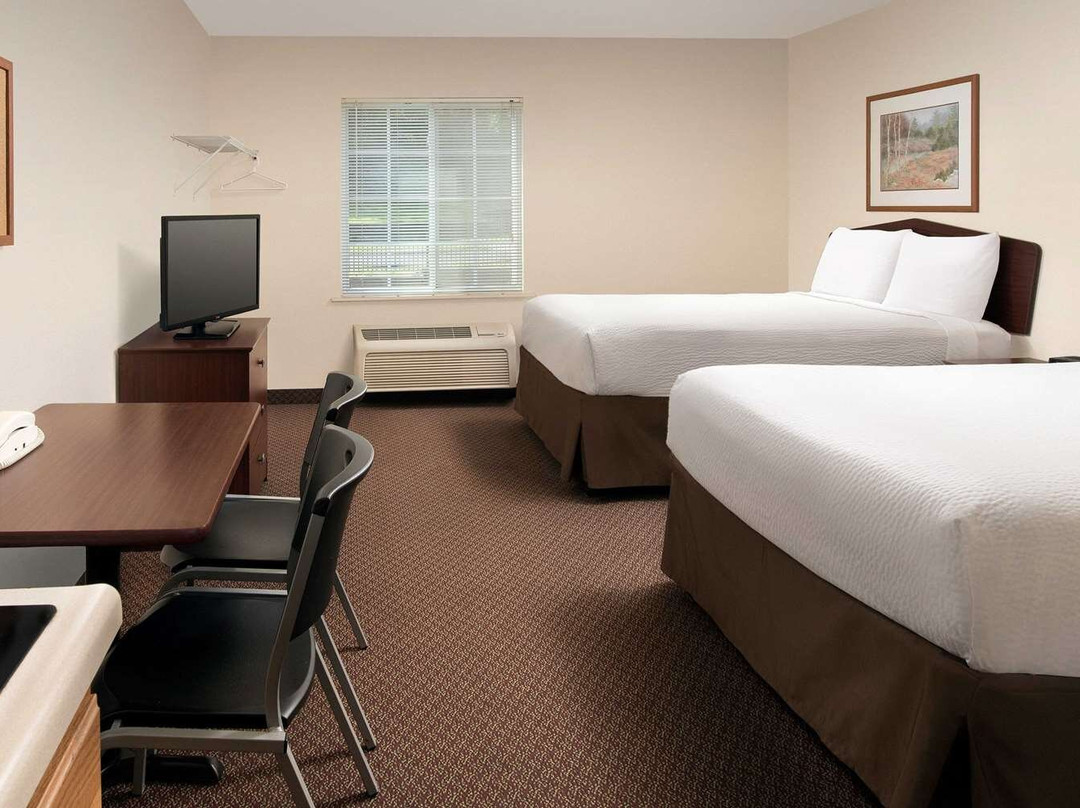 WoodSpring Suites Kansas City Mission主图