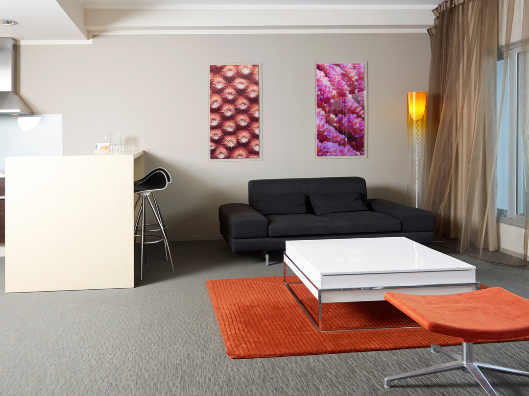 Hôtel Du Centre主图