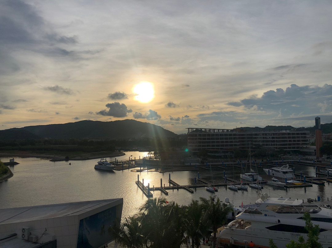 海南富力湾英迪格酒店主图