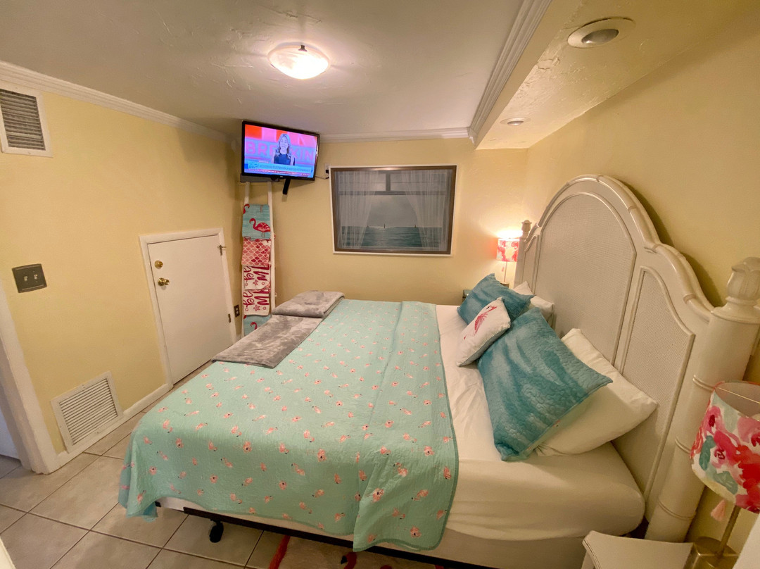 Anna Maria Island Getaway主图