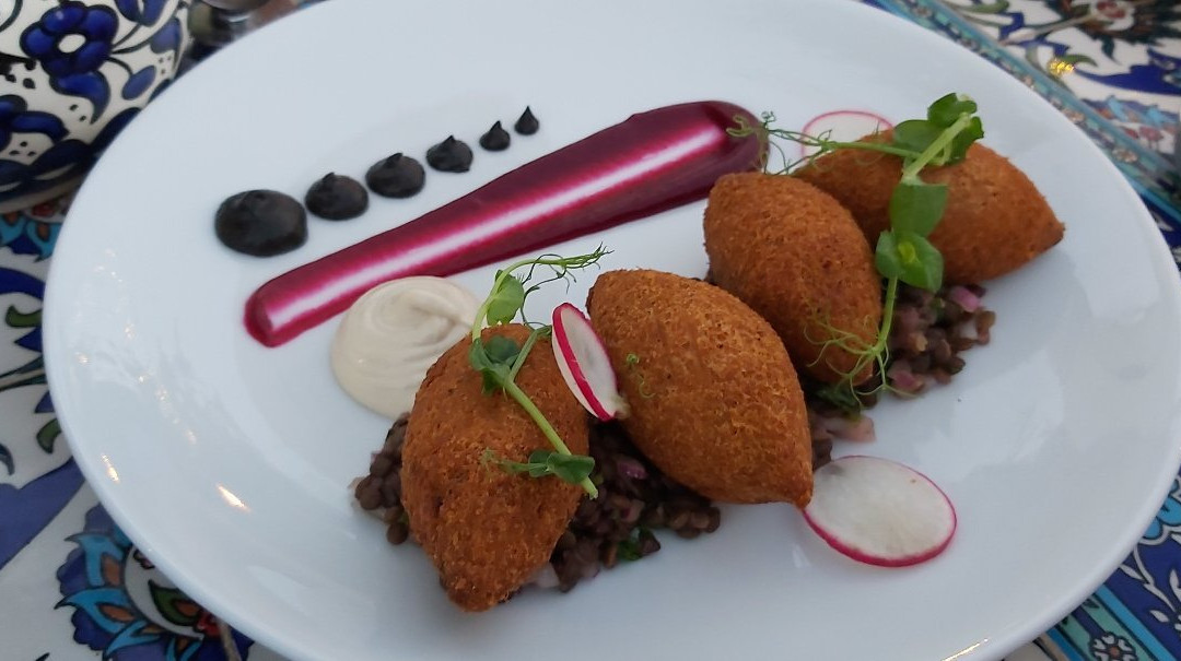 Al-Eizariya餐馆和美食-City View