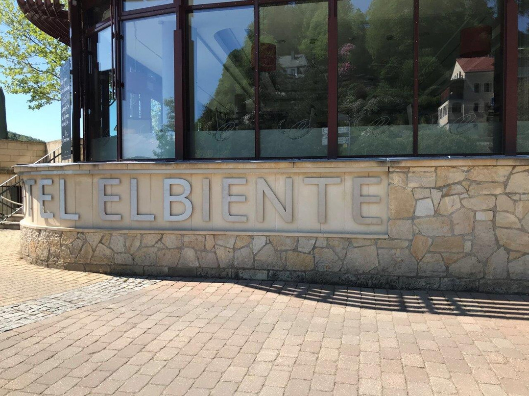 埃尔贝特酒店主图