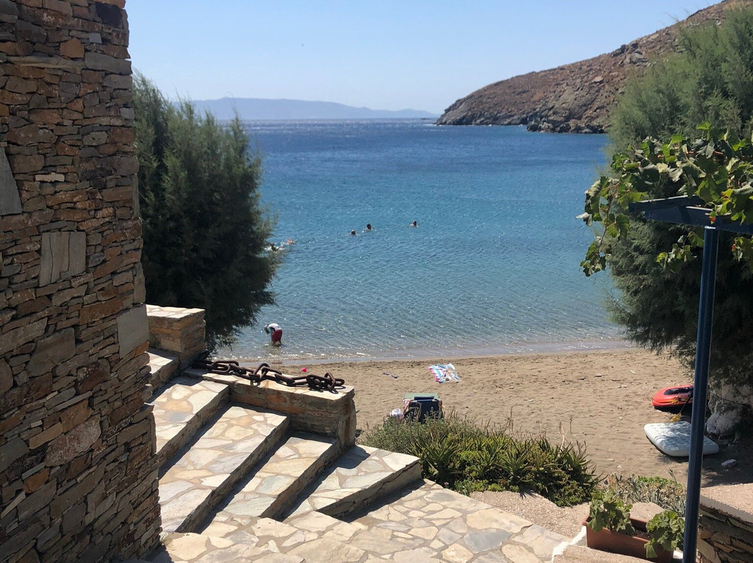 Lefkes Beach-Kythnos必去景点