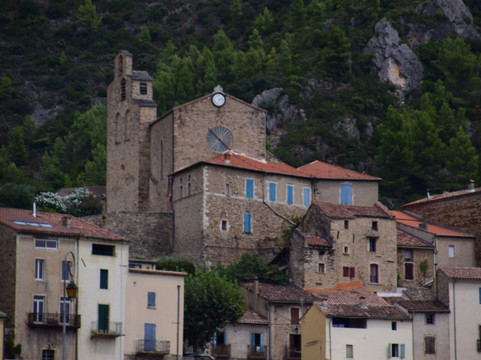 Eglise Saint André-Roquebrun必去景点