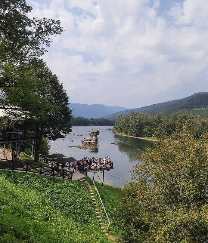 Drina River House景点图片
