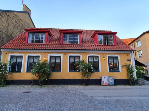 伦迪亚酒店主图