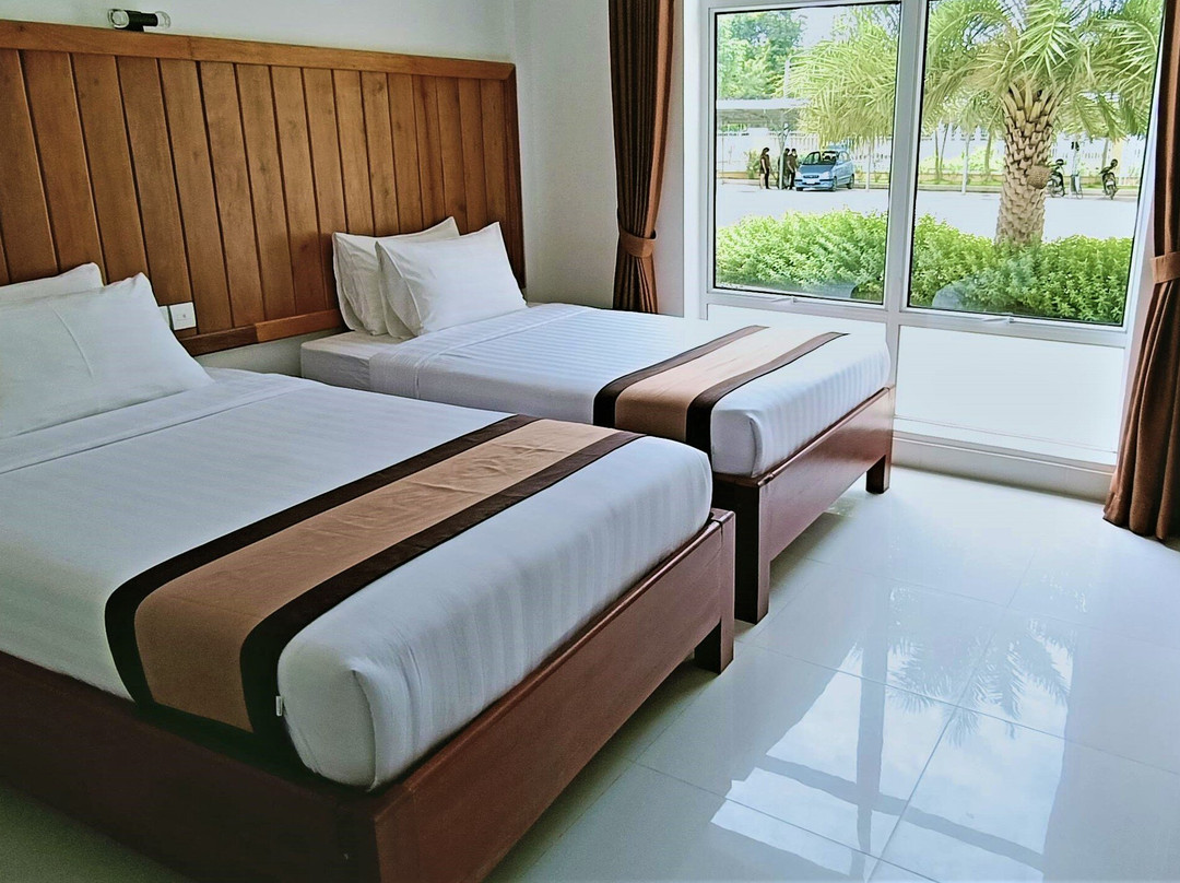Palm River Hotel主图