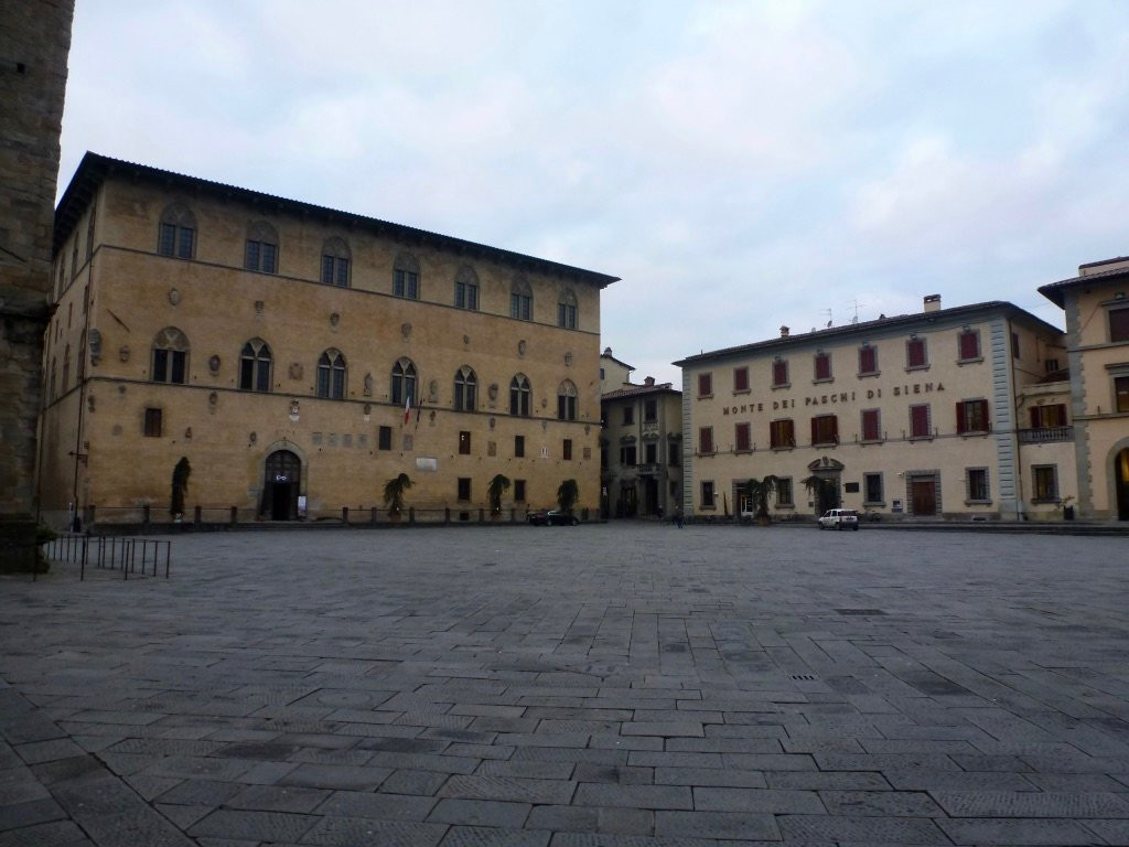 Mercato di Piazza del Duomo-皮斯托亚必去景点