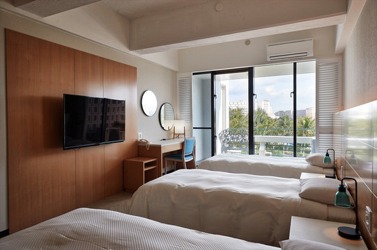 月亮海滩皇宫度假村主图