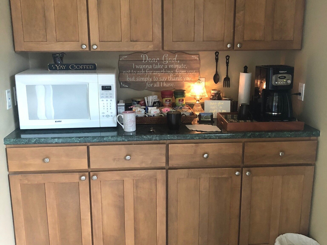 Oak Meadow Delight Bed & Breakfast主图